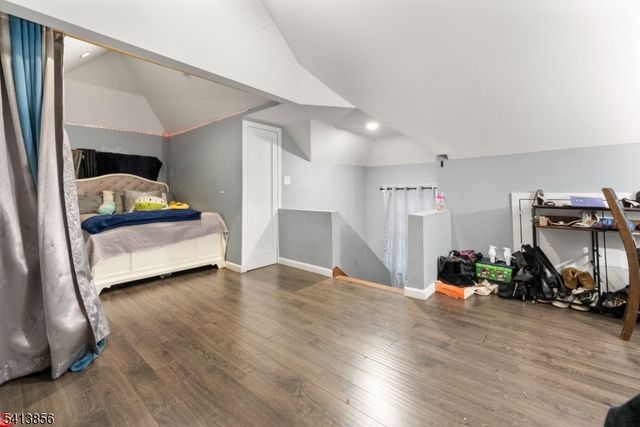 263 Stiles St, Elizabeth City, NJ 07208