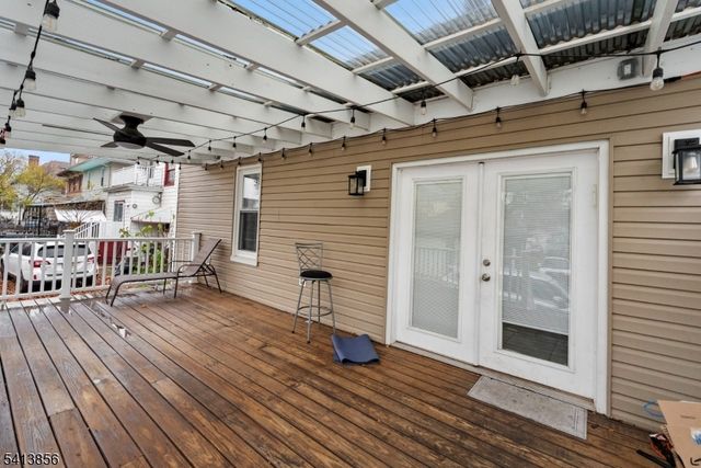 263 Stiles St, Elizabeth City, NJ 07208