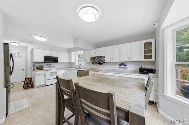 427 Timber Drive, Warrenton, MO 63383
