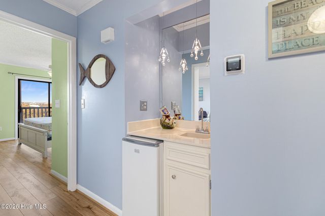 2308 W Fort Macon Road 302 H, Atlantic Beach, NC 28512