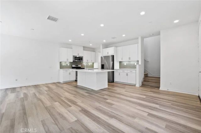 21 Savannah, Lake Forest, CA 92630