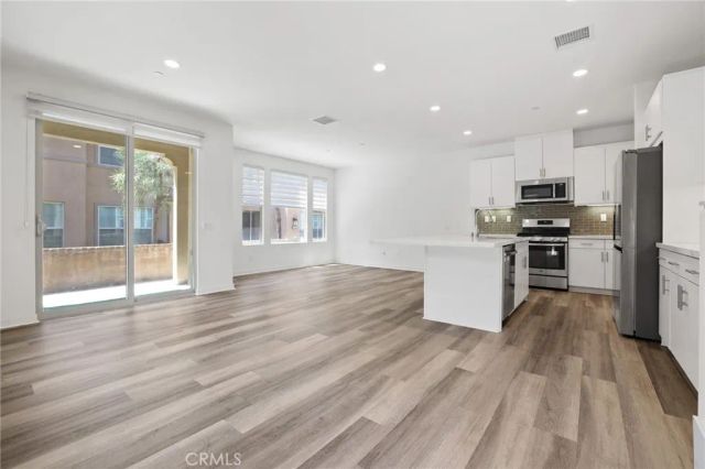 21 Savannah, Lake Forest, CA 92630