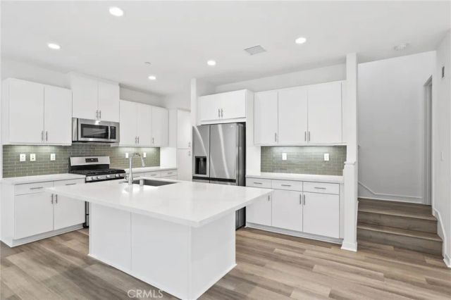 21 Savannah, Lake Forest, CA 92630