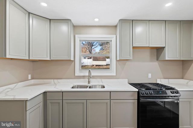 4204 ALLEN RD, Camp Hill, PA 17011