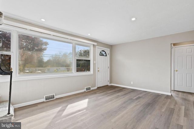 4204 ALLEN RD, Camp Hill, PA 17011