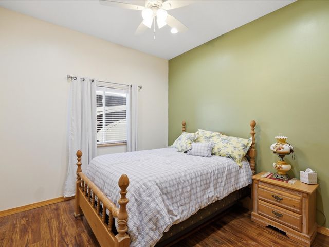 15 W Serena Lane, Santa Fe, NM 87508