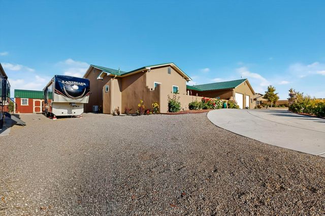 15 W Serena Lane, Santa Fe, NM 87508
