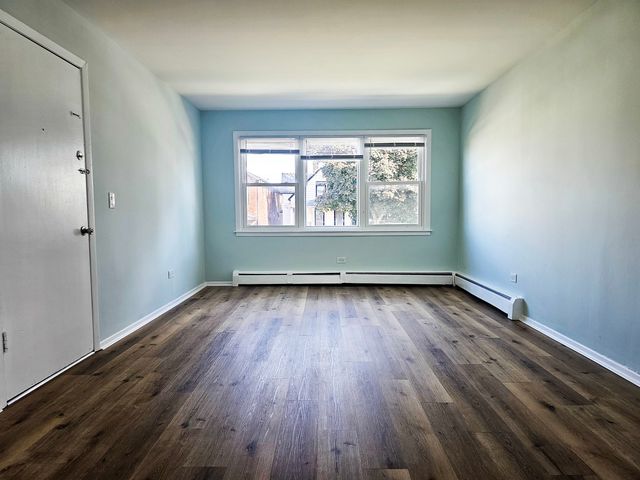 112 N 12th Avenue 3, Melrose Park, IL 60160
