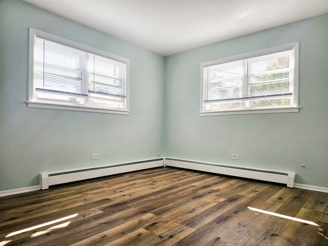 112 N 12th Avenue 3, Melrose Park, IL 60160