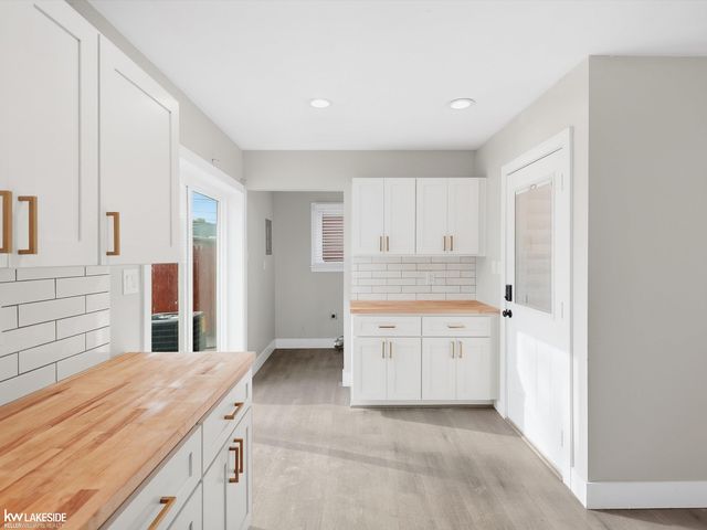 43016 Penny Drive, Sterling Heights, MI 48314