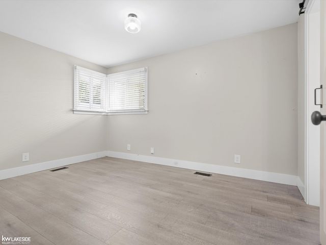 43016 Penny Drive, Sterling Heights, MI 48314