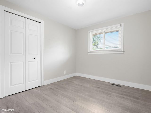 43016 Penny Drive, Sterling Heights, MI 48314