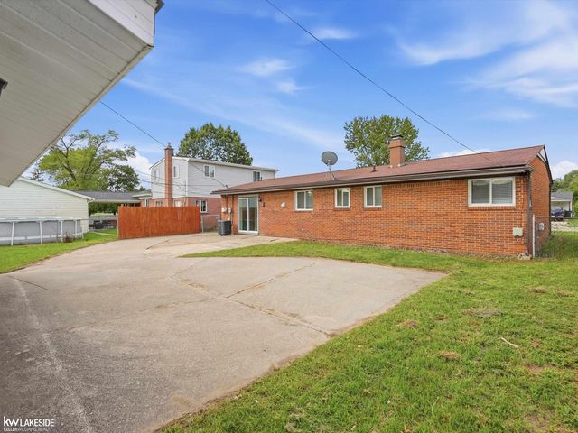 43016 Penny Drive, Sterling Heights, MI 48314