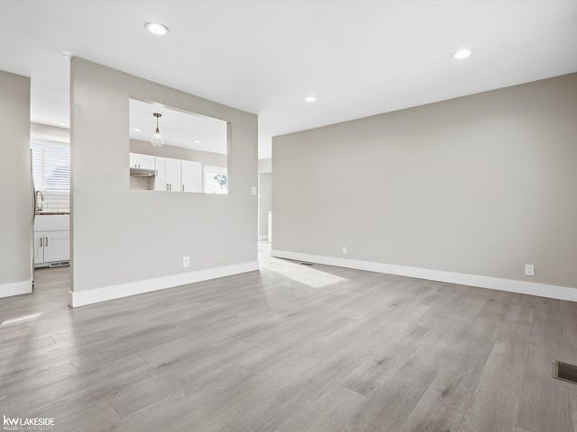 43016 Penny Drive, Sterling Heights, MI 48314