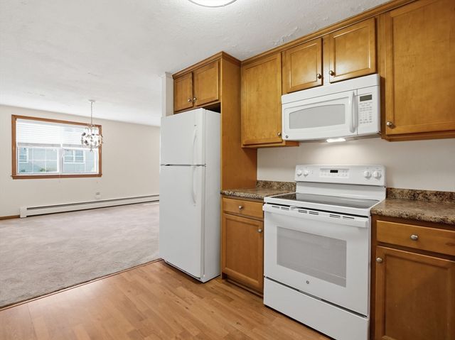 12 Candlewood Ln 1-1, Dennis, MA 02639