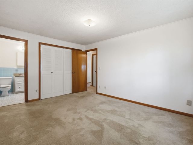 12 Candlewood Ln 1-1, Dennis, MA 02639