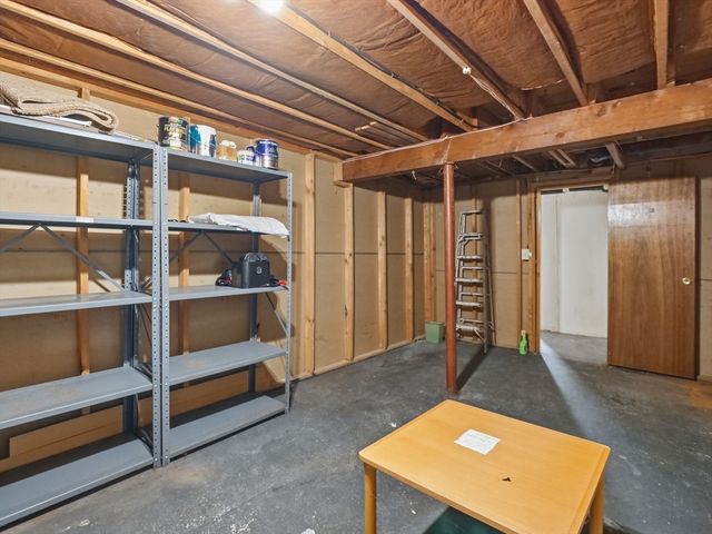 12 Candlewood Ln 1-1, Dennis, MA 02639