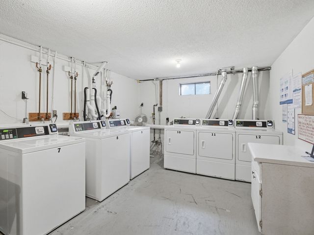 12 Candlewood Ln 1-1, Dennis, MA 02639