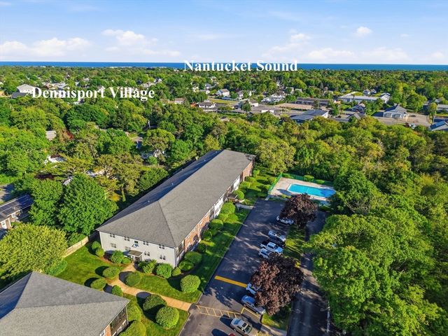 12 Candlewood Ln 1-1, Dennis, MA 02639