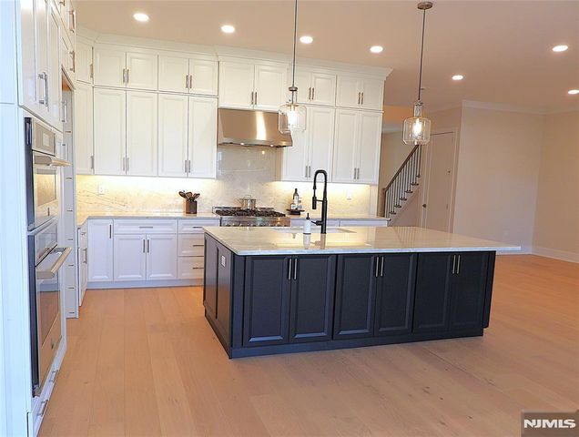 72 Woodmont Circle, River Vale, NJ 07675