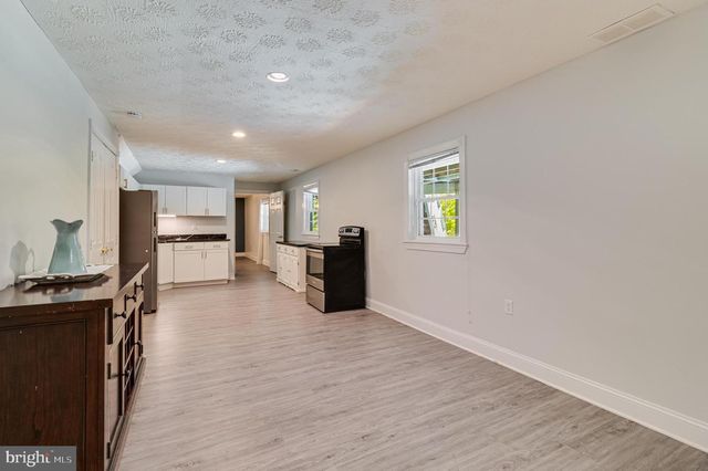 2428 PIMPERNEL DR, Waldorf, MD 20603