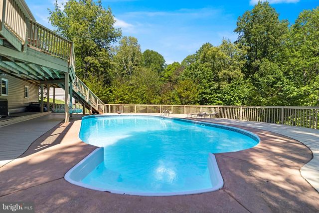 2428 PIMPERNEL DR, Waldorf, MD 20603