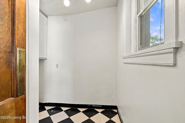 420 W Breckinridge St APT C4, Louisville, KY 40203