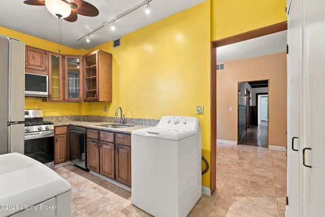 420 W Breckinridge St APT C4, Louisville, KY 40203