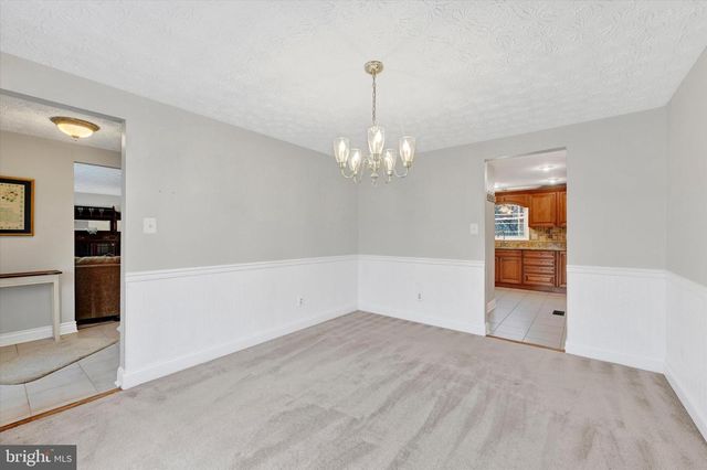 3827 PROCTOR LN, Baltimore, MD 21236