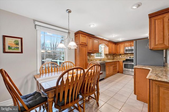 3827 PROCTOR LN, Baltimore, MD 21236