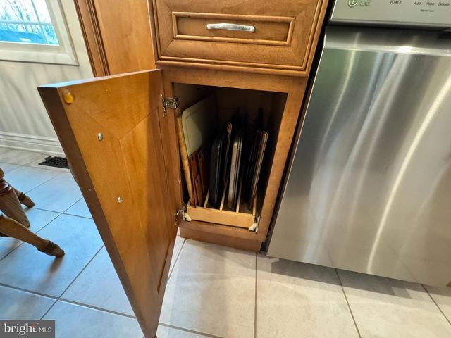 3827 PROCTOR LN, Baltimore, MD 21236