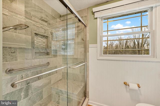 3827 PROCTOR LN, Baltimore, MD 21236