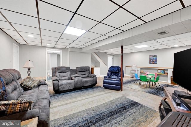 3827 PROCTOR LN, Baltimore, MD 21236