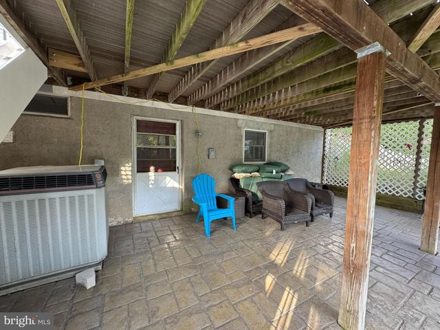 3827 PROCTOR LN, Baltimore, MD 21236