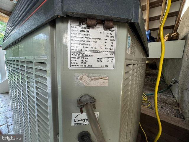 3827 PROCTOR LN, Baltimore, MD 21236