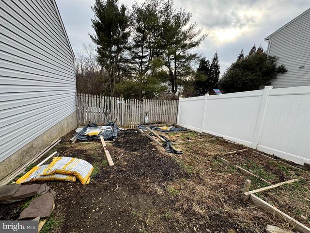 3827 PROCTOR LN, Baltimore, MD 21236