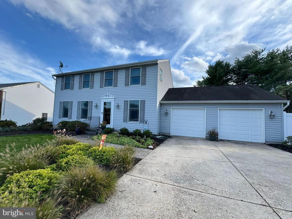 3827 PROCTOR LN, Baltimore, MD 21236