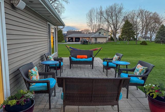 7878 S US HWY 45, Oshkosh, WI 54902