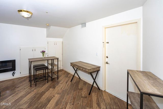 9010 Mulberry Drive, Sunland, CA 91040