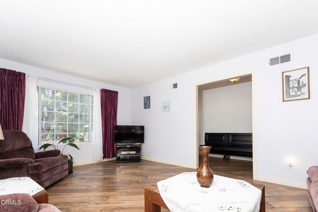 9010 Mulberry Drive, Sunland, CA 91040