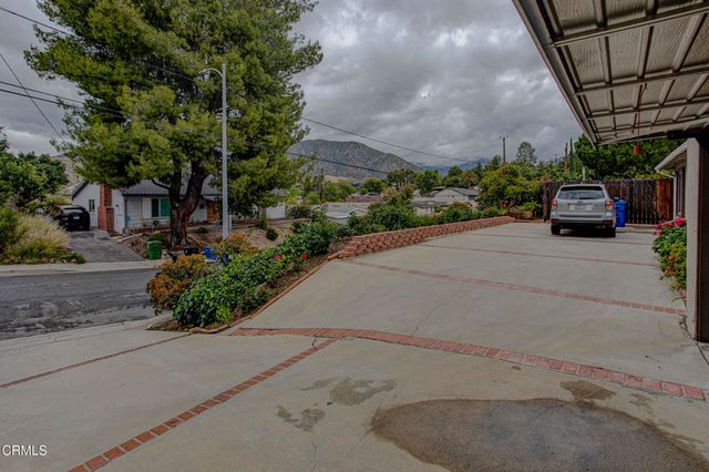 9010 Mulberry Drive, Sunland, CA 91040