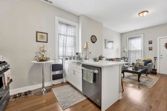 2545 W North Avenue 3R, Chicago, IL 60647