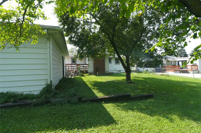 3411 E 29th Street, Des Moines, IA 50317