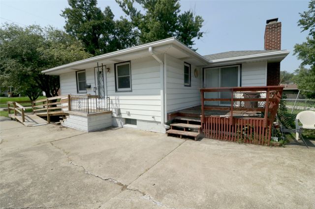 3411 E 29th Street, Des Moines, IA 50317