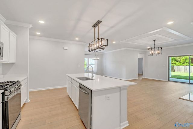 122 Southern Trail, Huntsville, AL 35811