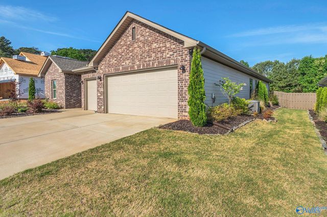 122 Southern Trail, Huntsville, AL 35811