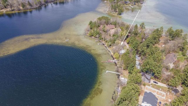 N2405 LONG COVE DRIVE, Waupaca, WI 54981