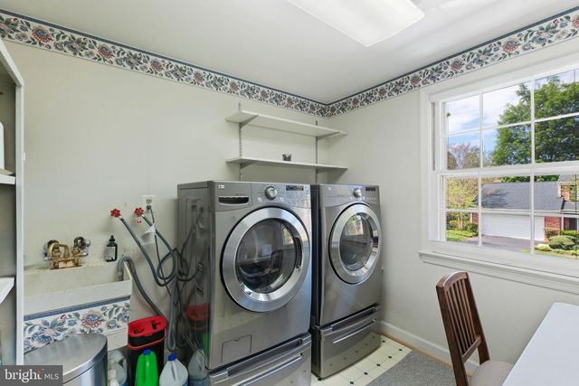 1106 PIPESTEM PL, Potomac, MD 20854