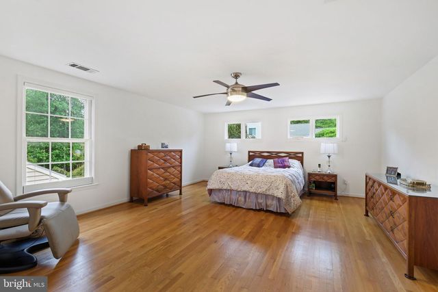 1106 PIPESTEM PL, Potomac, MD 20854