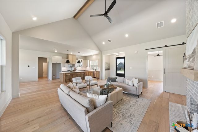 227 Glenview Circle, Belton, TX 76513